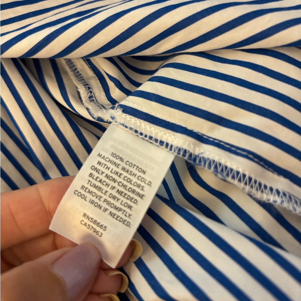 Women’s Treasure & Bond Blue And White Striped Button-Up Shirt Sz Xs — image 8 of 8